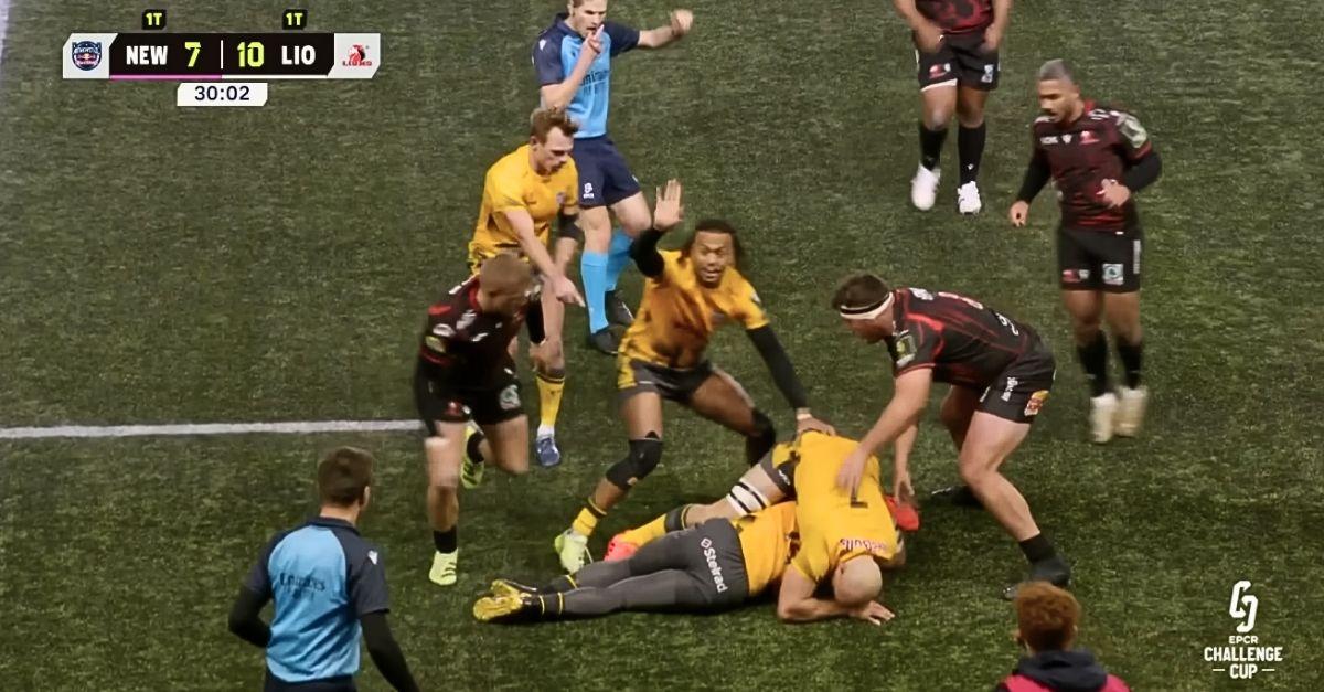 VIDEO. Geste brutal, décision compliquée : pourquoi cette action divise les supporters ?