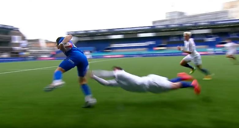 VIDEO. 6 Nations U20. Mystifiés par Simone Gesi, les Bleuets s'en sortent grâce à leur pépite Nelson Epée