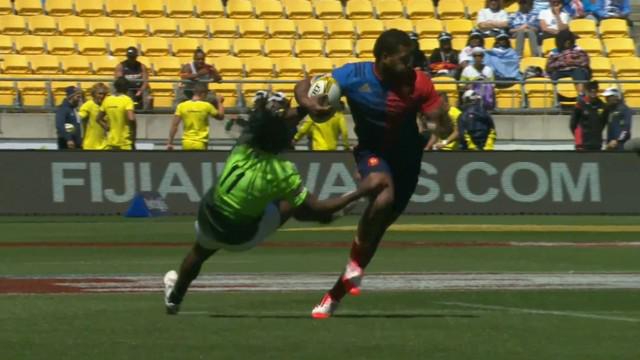 VIDEO. Sevens Wellington - France 7. Virimi Vakatawa marche sur les Boks avec un gros plaquage et un sublime essai