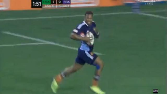 VIDEO. Hong Kong Sevens - Virimi Vakatawa exploite à merveille un petit côté face à l'Afrique du Sud