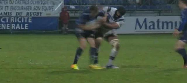 VIDÉO. Castres Olympique - Brive : Dominiko Waqaniburotu découpe Paul Bonnefond et prend un carton rouge