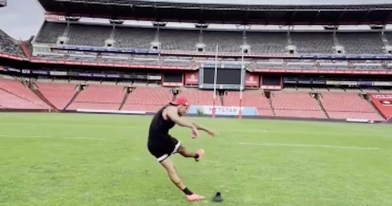 VIDEO. Quand le frère d'un Springbok nous gratifie d'une pénalité de 70M à l'échauffement !