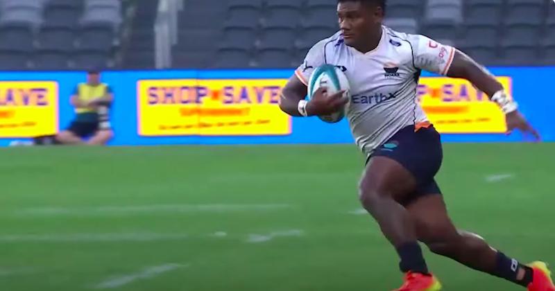 VIDEO. Une bombe, un taureau, un Tuisova BIS : voici la nouvelle bombe du Super Rugby