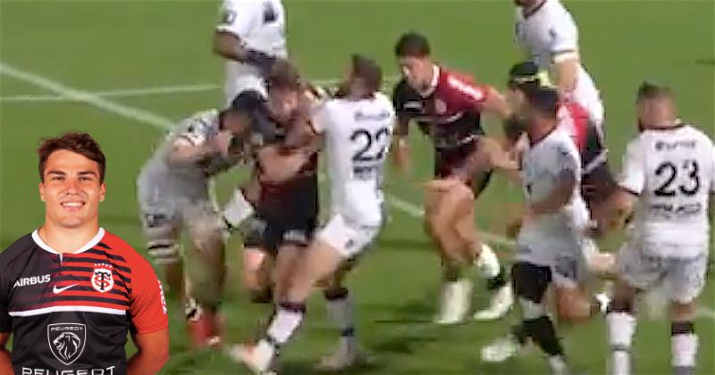 VIDEO. TOP 14. D'une charge à la testostérone, Antoine Dupont emporte la défense du LOU sur 20 mètres !