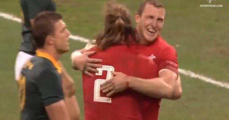 VIDÉO. 6 NATIONS 2018 - Hadleigh Parkes, le globe-trotter devenu ''plaque tournante'' du Pays de Galles