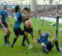 Agulla se fait déshabiller dans l'en-but