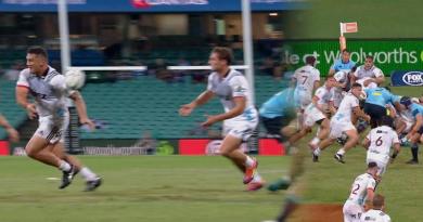 Super Rugby - Codie Taylor régale avec une sublime remise intérieure en aveugle