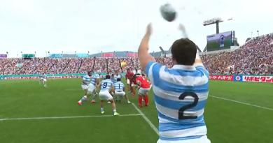 Coupe du monde : la combinaison de l'Argentine mystifie la défense des Tonga ! [VIDÉO]