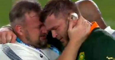 Coupe du monde - Duane Vermeulen ne peut contenir son émotion après la finale [VIDÉO]