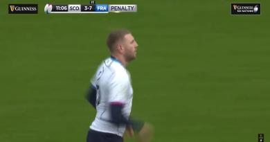 VIDEO. 6 Nations. L'accablante attitude de Finn Russell sur le premier essai français