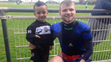 PHOTO. Le rugby plus fort que le handicap avec la rencontre entre Raphaël et le jeune Marwane