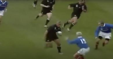 VIDÉO. RUGBY. Le jour où Jonah Lomu a dégommé la défense française !