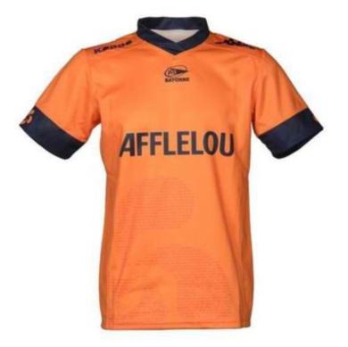 L'Aviron Bayonnais dévoile son nouveau maillot... orange