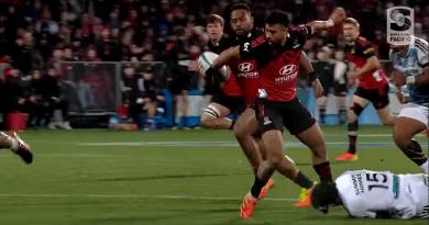 VIDEO. SUPER RUGBY. Mamma mia, ces passes de Mo'unga, c'est un orgasme visuel