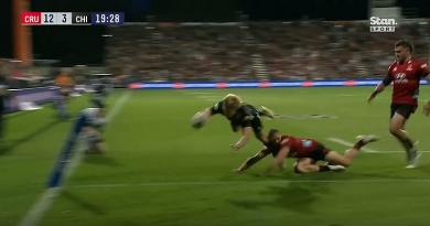 VIDEO. Super Rugby Aotearoa. McKenzie s'envole mais les Crusaders s'offrent un 5e titre de rang !