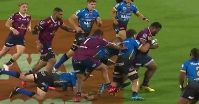 VIDEO. Super Rugby. Surpuissant Taniela Tupou qui casse 5 plaquages et bat 7 défenseurs pour l'essai