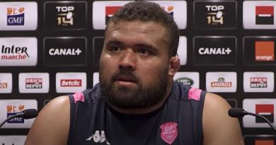 Top 14.''C'est facile de critiquer depuis son canapé'', lance Alo-Emile aux supporters de Paris