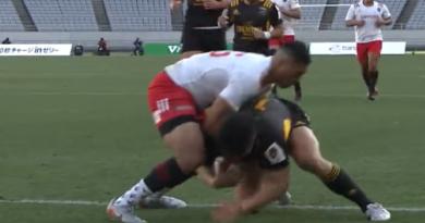 VIDEO.  WTF.  Stop everything!  Here is already the biggest miss of the year thumbnail
