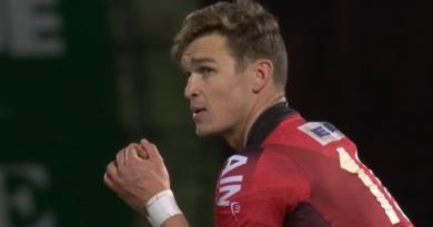 VIDÉO. Pro D2. L'improbable ''crossbar challenge'' de Yoann Le Bourhis (Oyonnax) en plein match