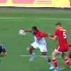 VIDEO. Singapour 7s : l'énorme cartouche de Virimi Vakatawa sur un ancien vainqueur du Super Bowl 