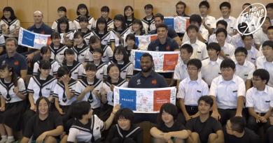 Un instant de communion inoubliable pour les Bleus avec de jeunes Japonais [VIDÉO]