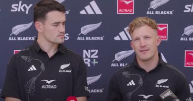 VIDÉO. Pour la rentrée des classes, un jeune All Black bouscule Beauden Barrett au Bronco Test 😲😲