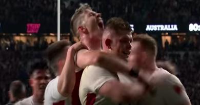 VIDEO. Sam Simmonds intercepte et l'Angleterre fait plier l'Australie à Twickenham (32 à 15)